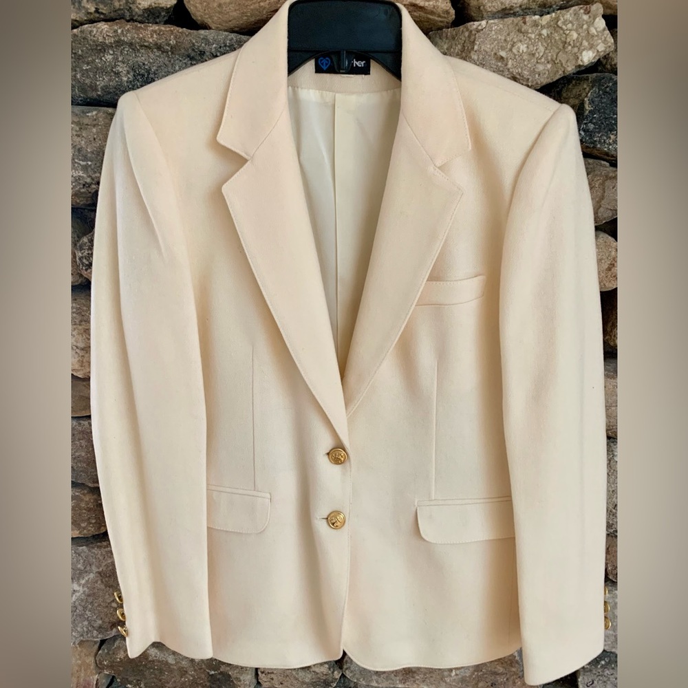 wool blazer gold buttons Medium fit 🤍 VINTAGE, Ivory